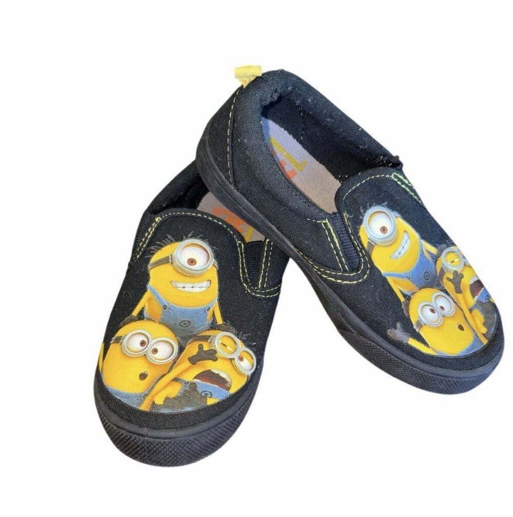 Despicable Me Minions Kids Black Slip On Canvas Shoes Size 10